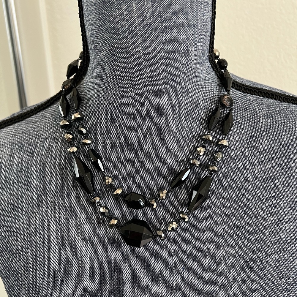 NWT Robert Rose Black and Grey Beaded Necklace